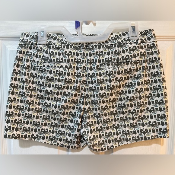 Banana Republic High Waist Green and White Elephant print Shorts - Picture 2 of 4